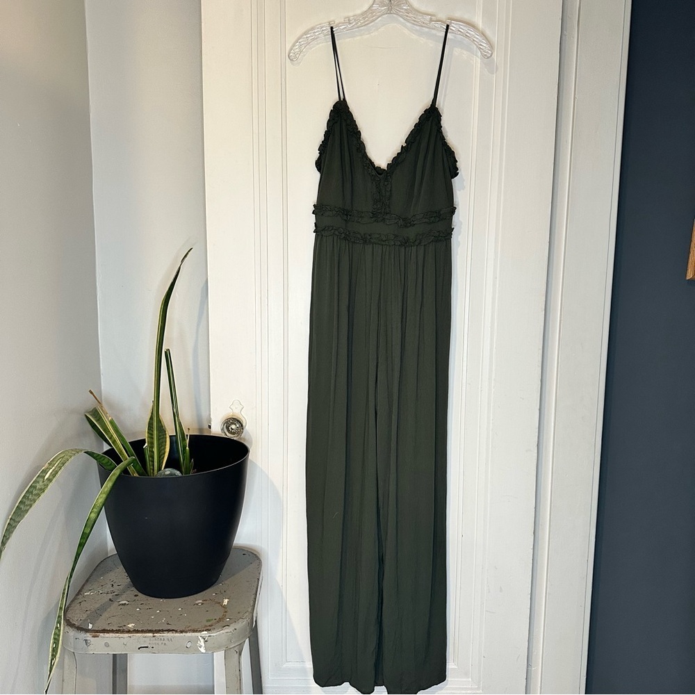 Francesca's Collections Sage Green Jumpsuit wide leg large - Picture 3 of 14